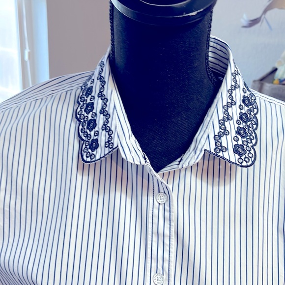 Classic Brooks Brothers Red Fleece Size 12. - Picture 2 of 6